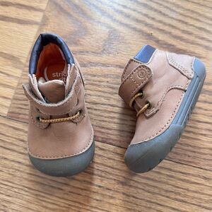 Baby size 3 Stride Rite soft motion Burrell Boys Leather Boots Tan - NEW